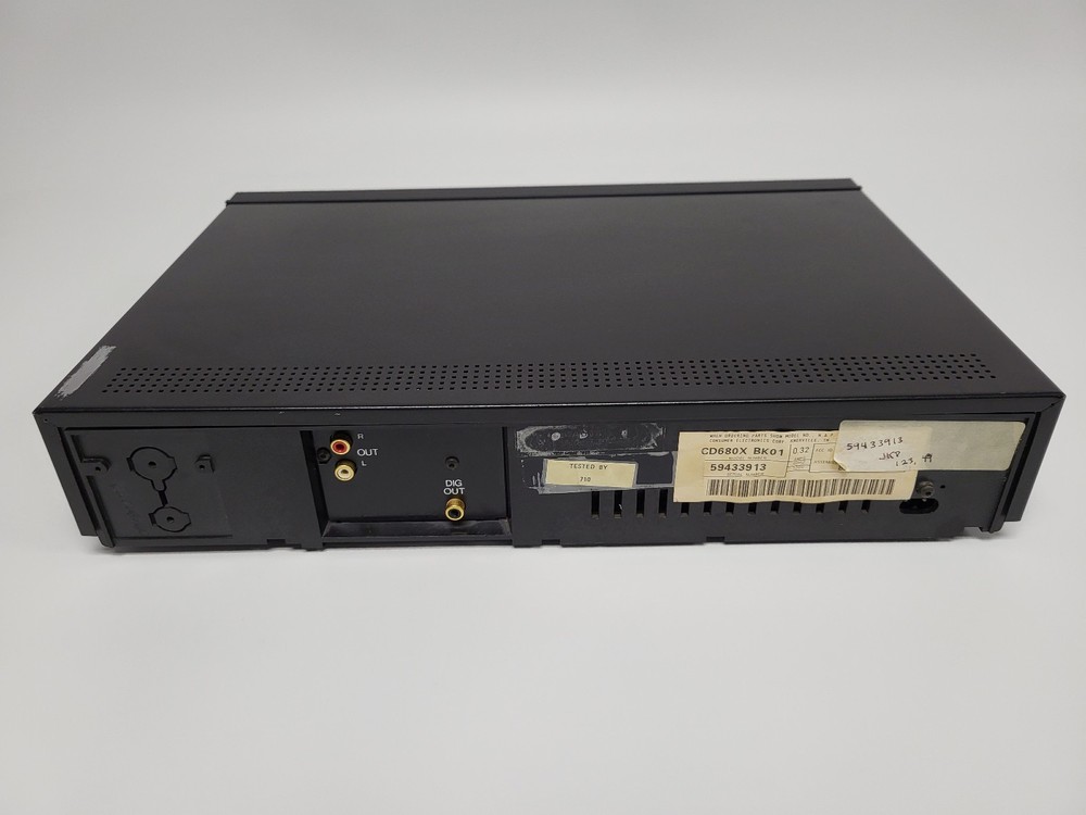 Vintage 1988 Philips CD 680 CD Player Parts (Powers On, Does Not Read)