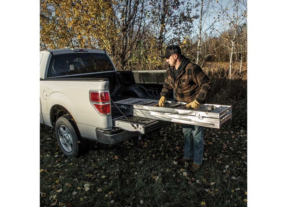 Yutrax YR300 69" Tri-Fold Ramp