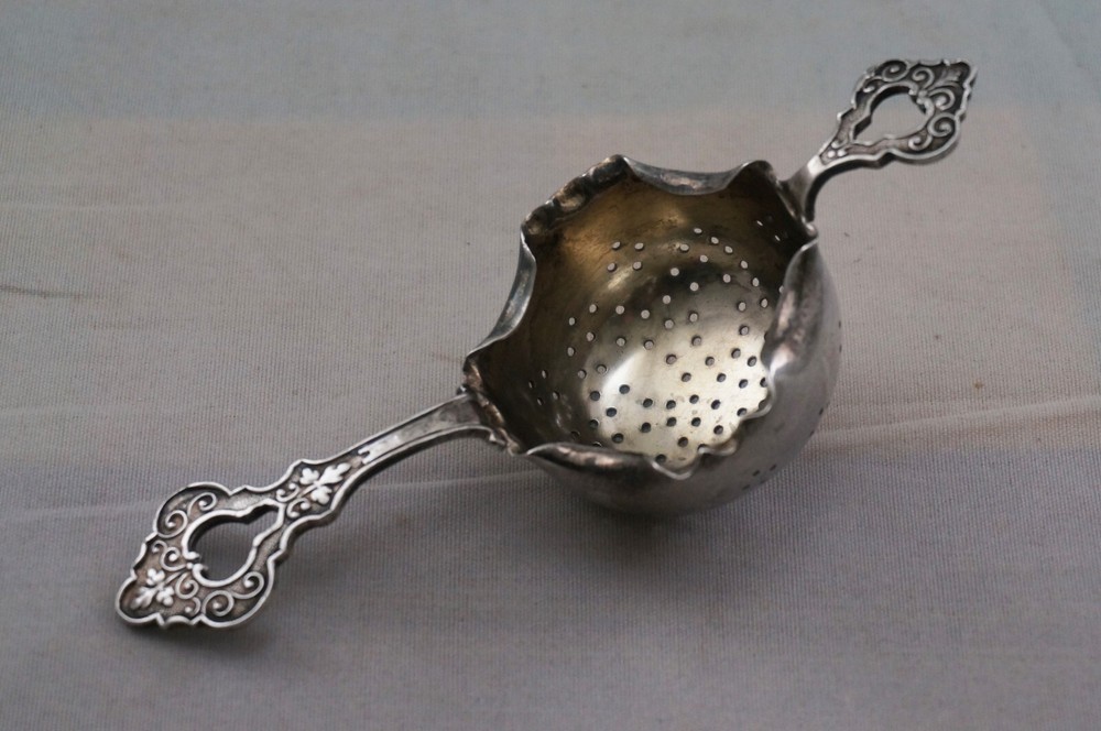 Wilhelm T. Binder WTB 800 Silver TEA STRAINER - Germany