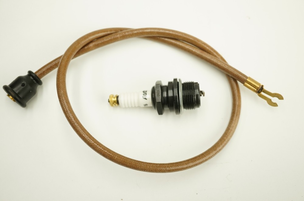 IHC McCORMICK DEERING 3HP - 5HP Stationary Engine Spark Plug Wire & Thumb Nut