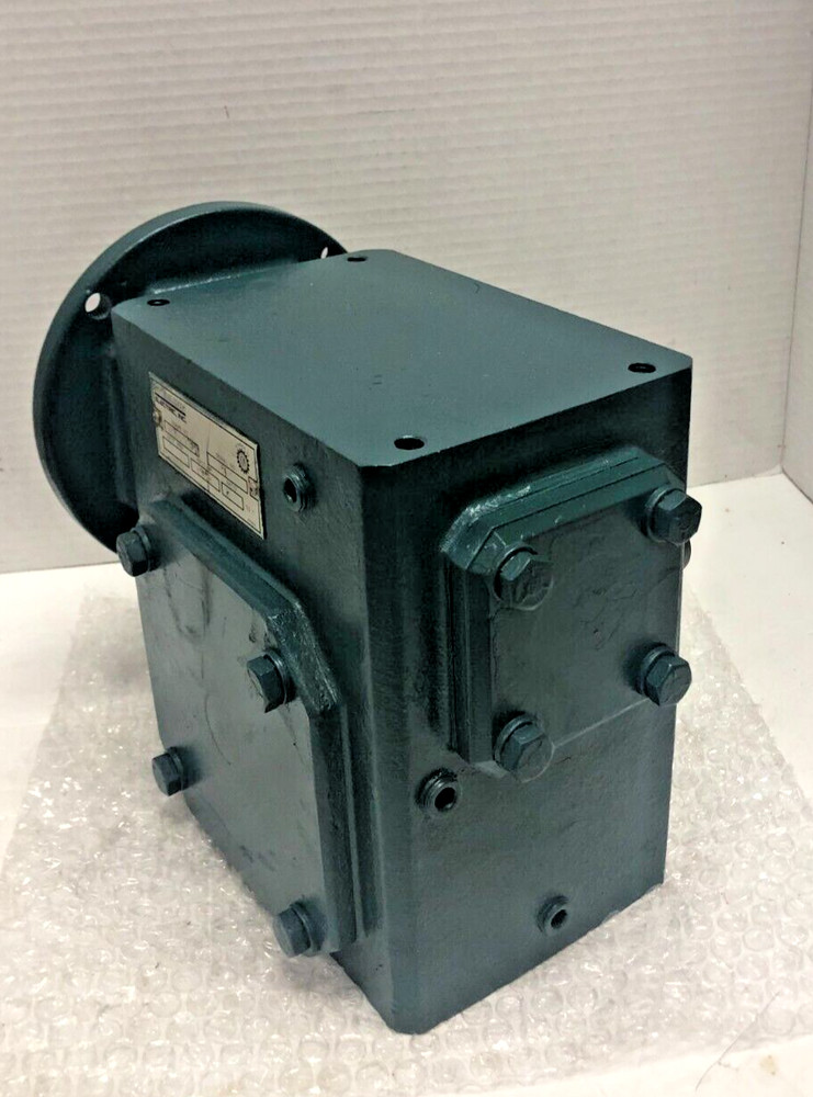 Sterling Electric 262BQ020562   Speed Reducer