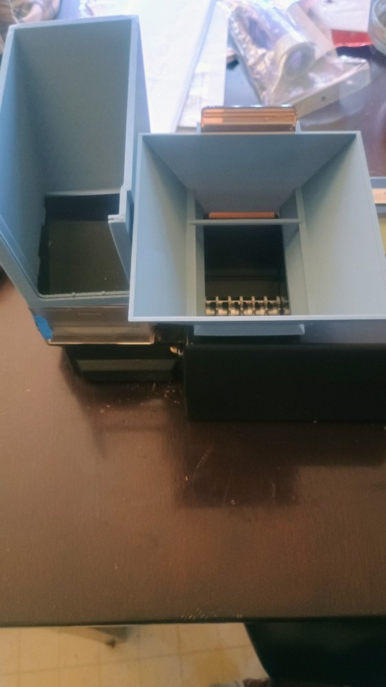 Tobacco Machine Hopper