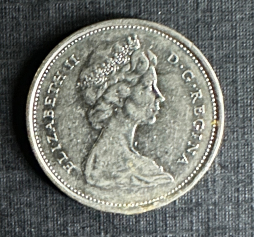 1975 CANADIAN QUARTER