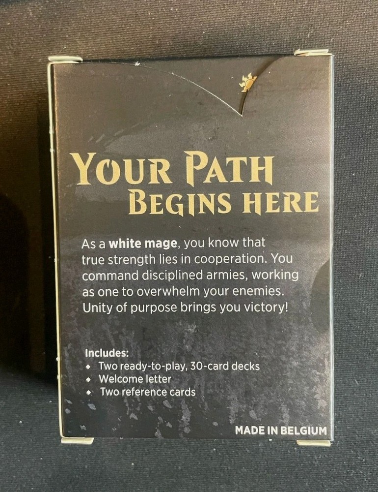 MAGIC THE GATHERING WHITE MAGE STARTER PACK (Sealed Contents) 2019