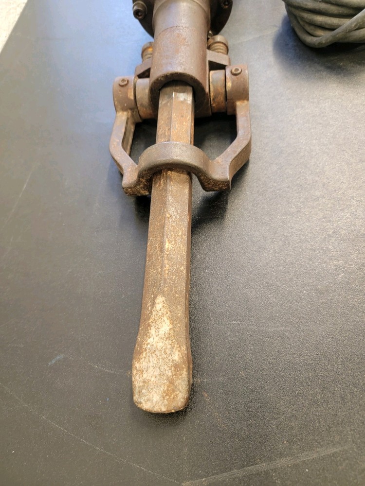 Bauer Hex Lower Wall Breaker Hammer w/ Case Pre-owned