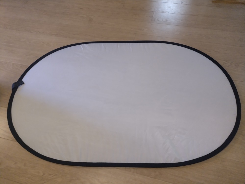 100 x 150cm 7-in-1 reflector/diffuser kit.