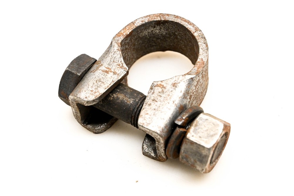 Mack 48RU1590 Clamp NOS