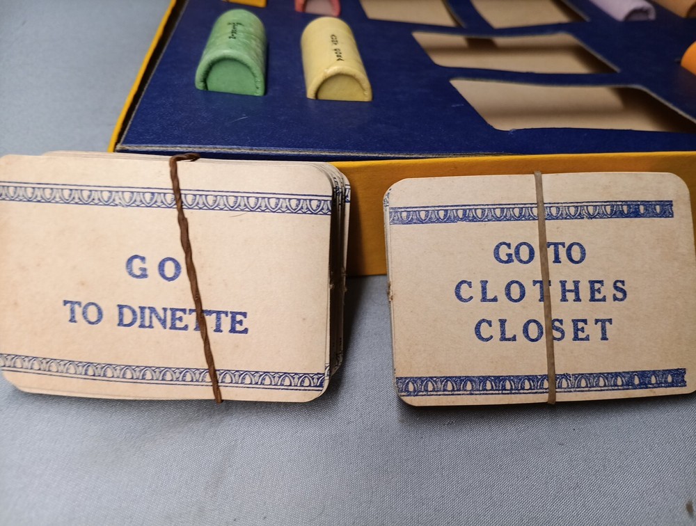 1943 Mr. Ree The Fireside Detective Vintage Board Game + Box Missing 2 Pieces