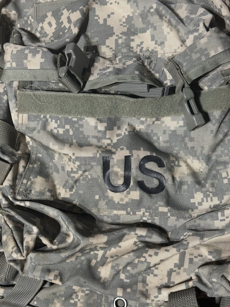 US MILITARY ASSAULT PACK MOLLE II ACU BACKPACK USED