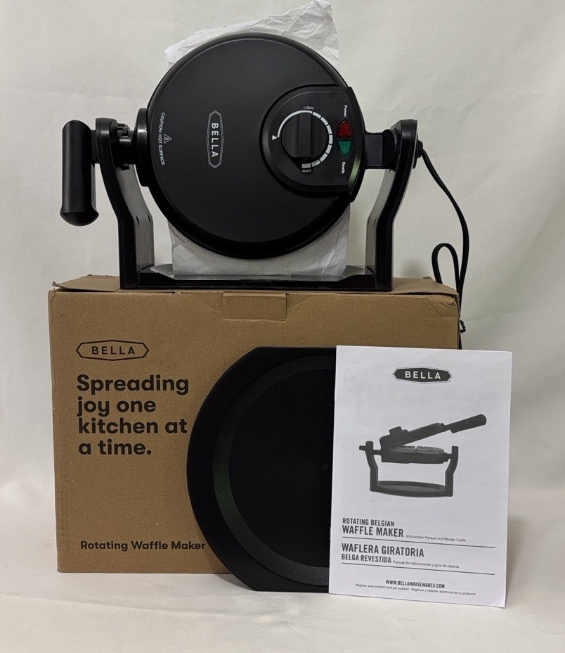 Bella Rotating Belgian Waffle Maker Black