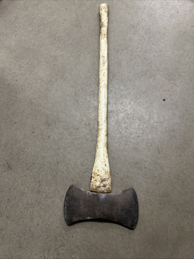True Temper Kelly Works Flint Edge. Double Bit Axe with Original Handle