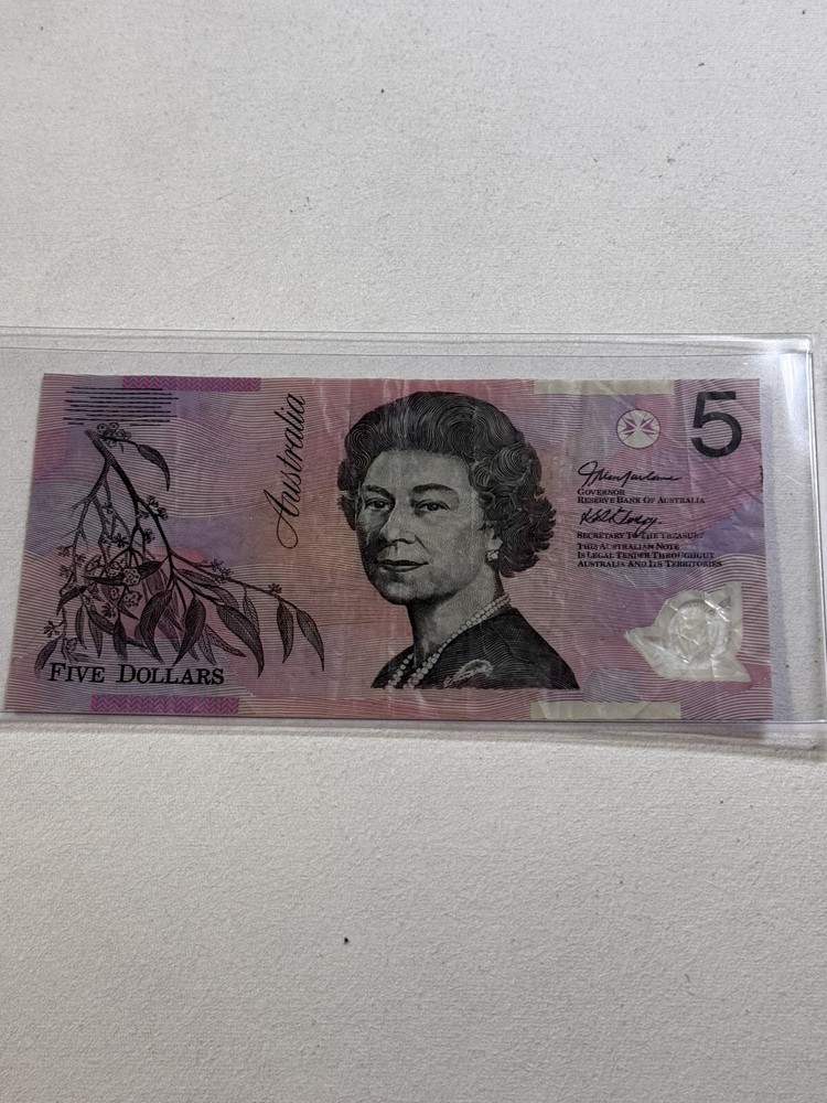2005 Australia $5 Polymer Banknote Prefix AB P# 57c