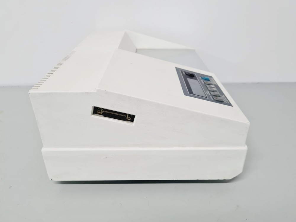 CECIL CE 1010 Spectrometer Lab