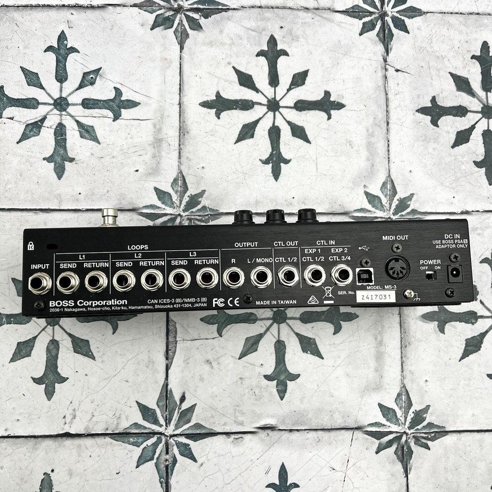 Boss MS-3 Multi Effects Switcher Pedalboard #13144