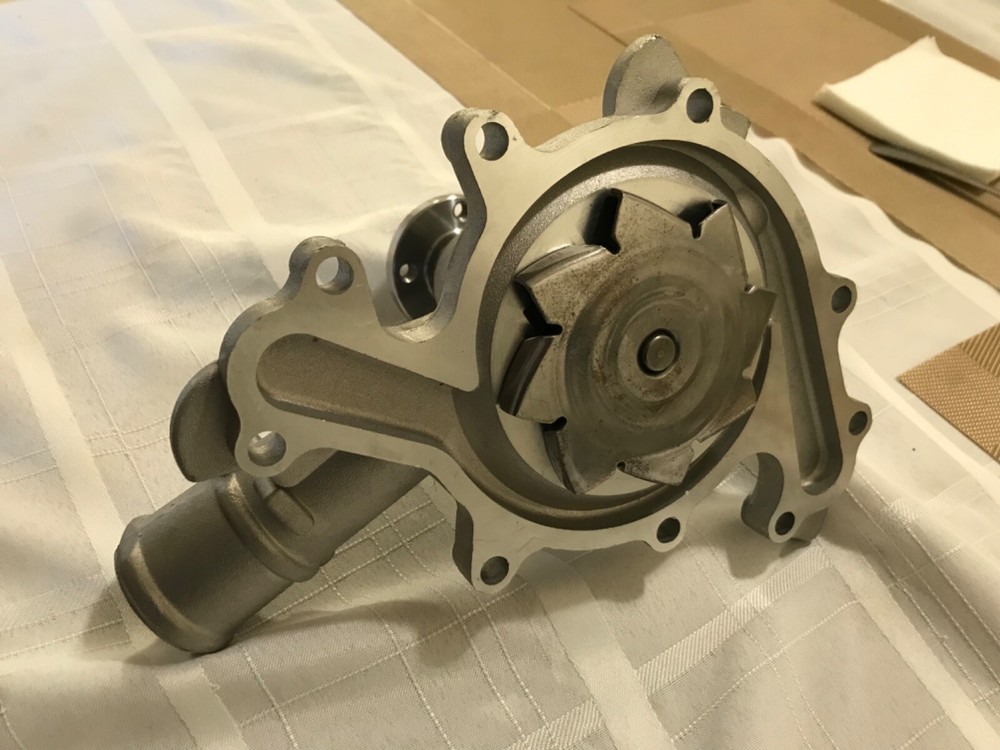Mustang V6 3.8L water pump