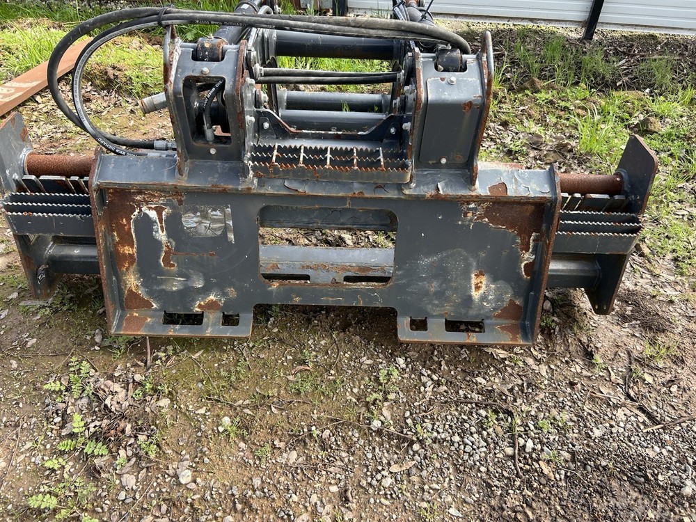 Pallet Fork Grapple Skid Steer Attachment