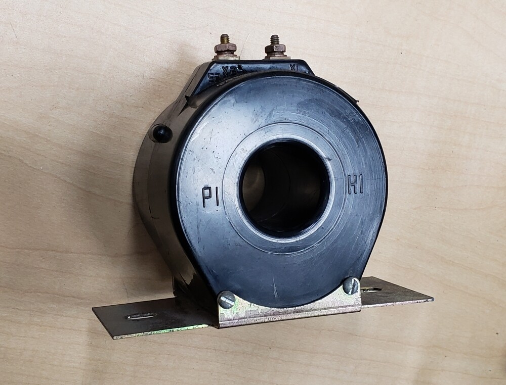 Square-D / IT, Inc. CURRENT TRANSFORMERS 150:5 or 100:1 two sizes