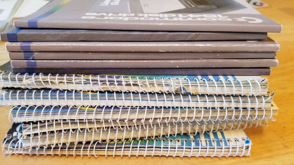 COMMODORE 64 User's Guide + 1541 Disk Drive User's Guide
