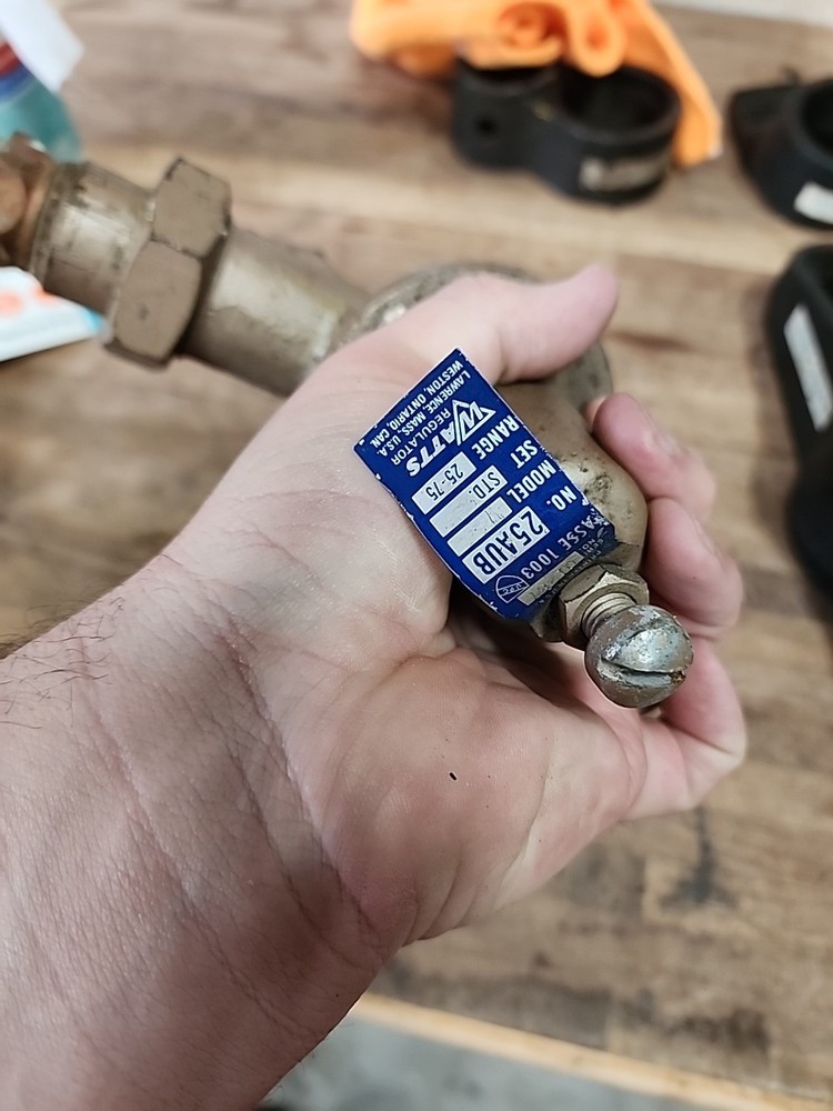 Watts Water Pressure Regulator 3/4” 25AUB STD