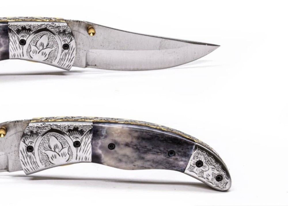 Damascus Steel Blade Knife
