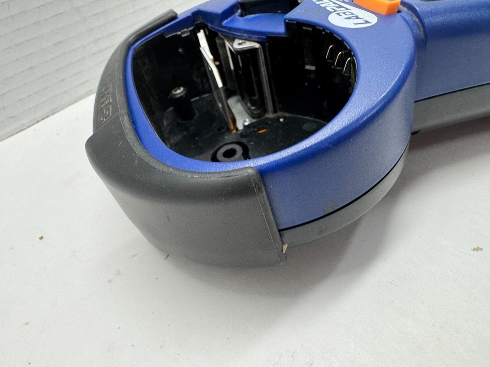Brady LabPal 3/8” Handheld Label Printer LCD Display for Cable Labeling Untested