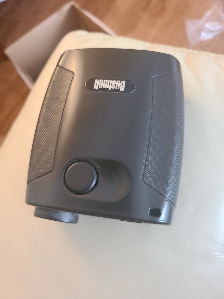 Bushnell Yardage Pro Sport 450 Rangefinder