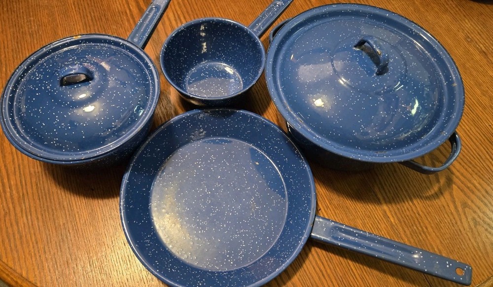 Speckled Blue Enamel Pots with Lids 6 Pc Set