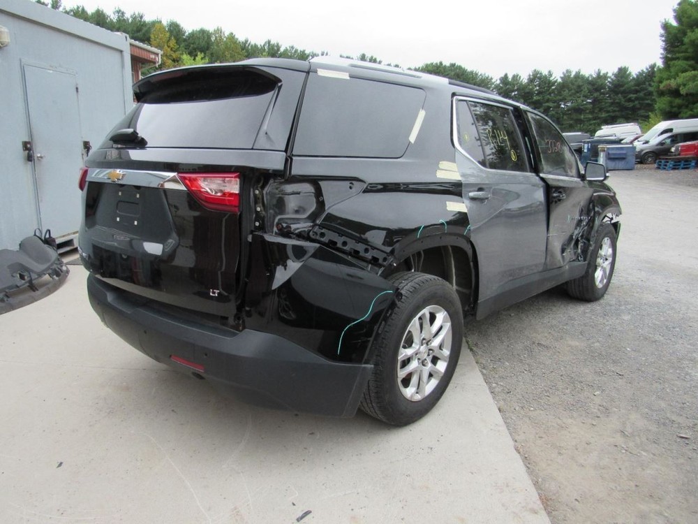 TRAVERSE 2018 Glove Box 1072814