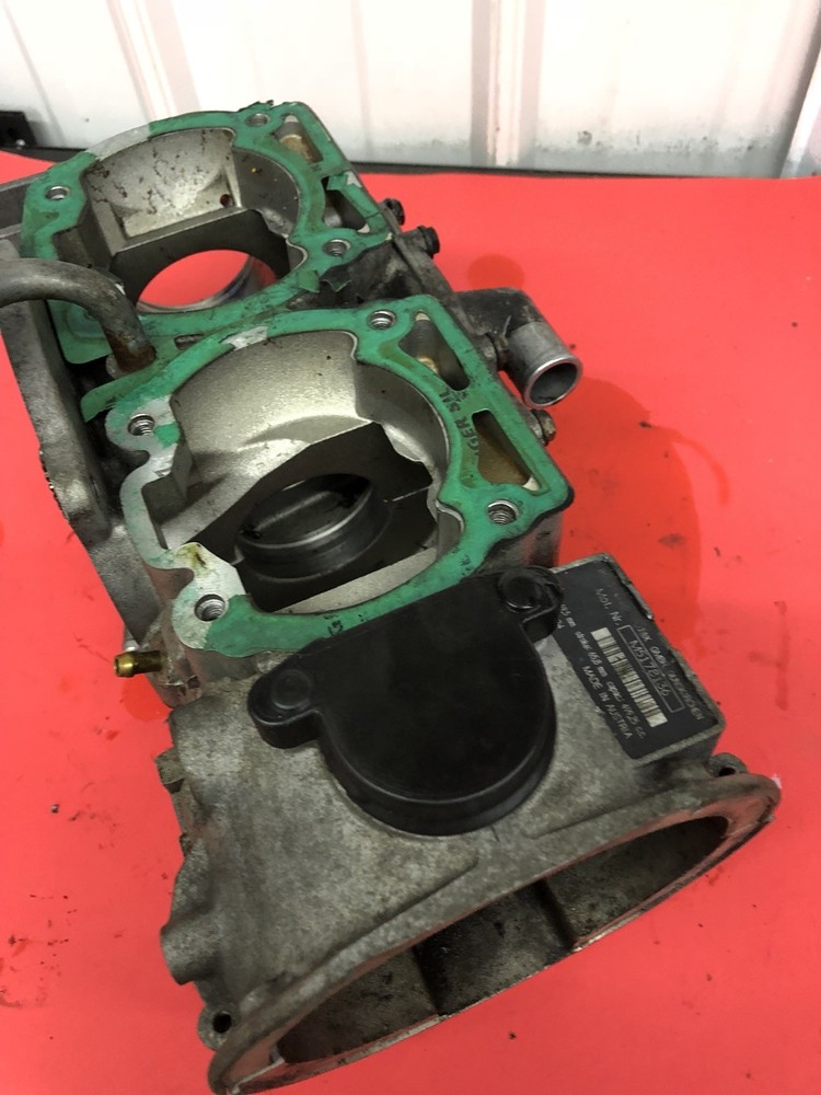 97 98 99 SKI-DOO FORMULA 500 ENGINE CRANK CASE CRANKCASE CASES HALVES MXZ