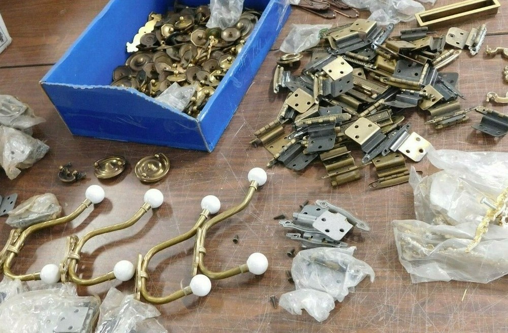 2500+ PIECES! NOS 60's & 70's Vintage Kitchen Cabinet Hardware Hinge Pulls Misc