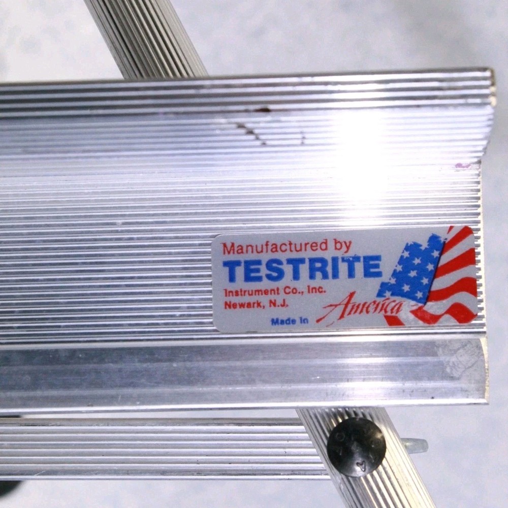 TESTRITE STANRITE TABLE EASEL ART STAND ALUMINUM PORTABLE FOLDING Model 180 READ