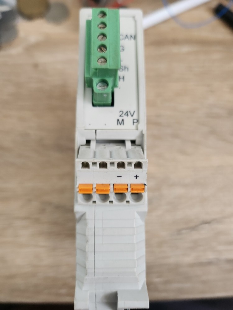 CAN-CBX-AI814 8 A/D Converter Inputs