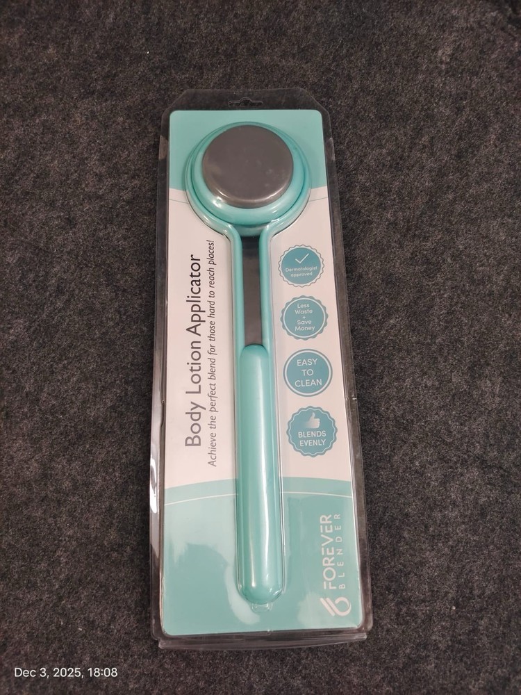 New Forever Blender Lotion Applicator for Back New