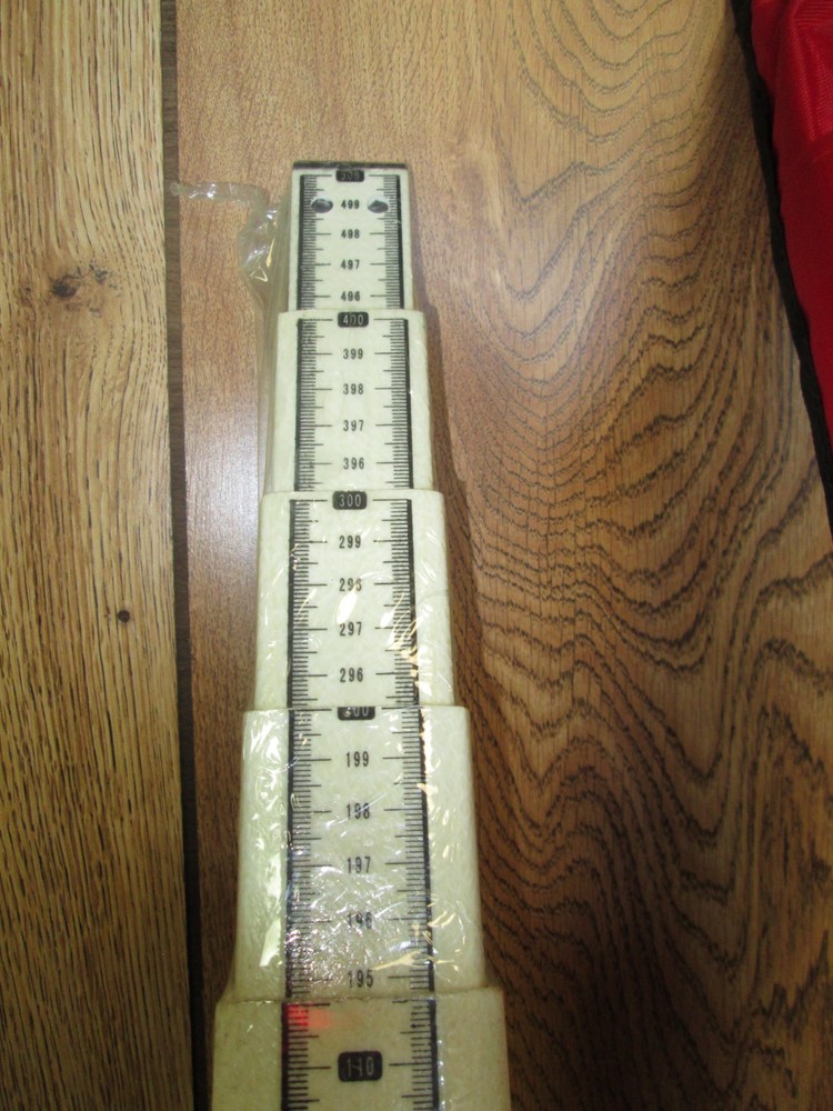 Lightweight Multi Section Telescoping 5 Meter Elevation Pole for Land Surveying
