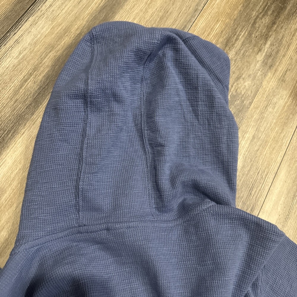 Volcom -Blue Murph Thermal-Long Sleeve Shirt- Mens medium