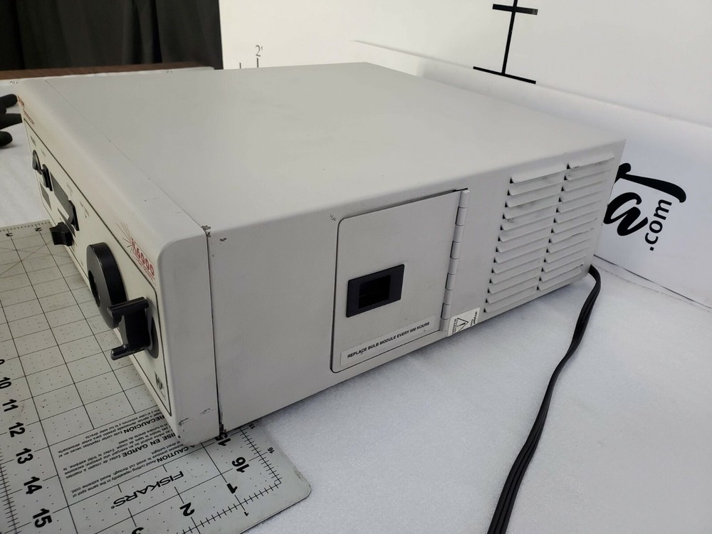 Stryker X6000 Light Source #2
