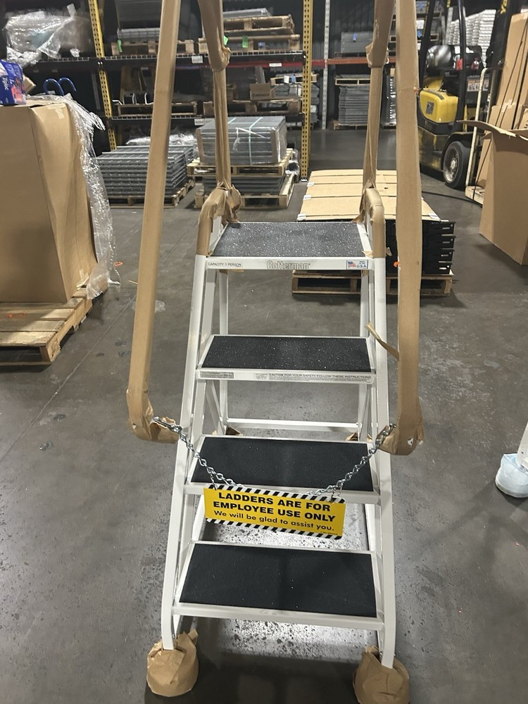 New Cotterman 4 Step Ladder-450 Lbs Capacity