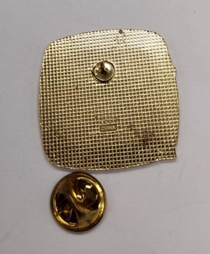 Looking Good WIBC 2002 XP Apparel Bowling Lapel Pin