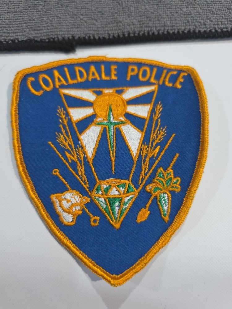 Coaldale Police  Canada Shoulder Patch Obsolete
