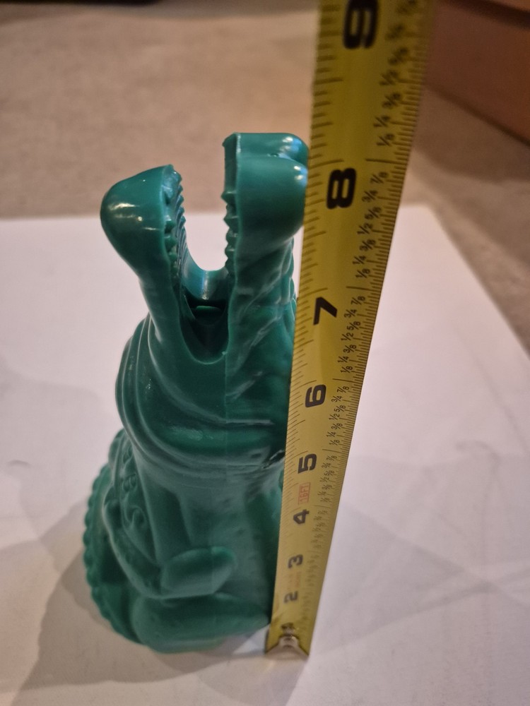 Stubbs Alligator Plastic Blow Mold Cup Reusable