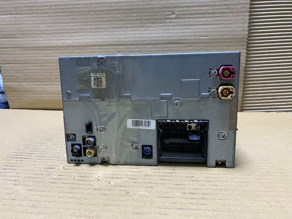 2010-2015 BMW X1 Cic Navigation Head Unit 9244121 E82 E84 E88 E90 E91 E92
