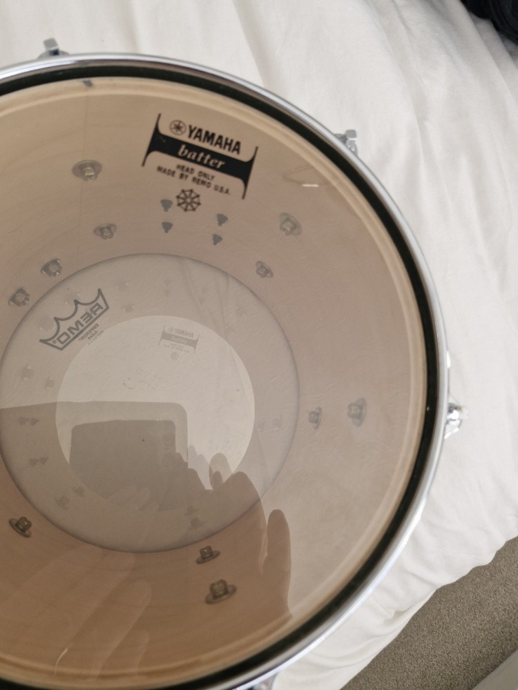 Yamaha Maple Custom Absolute 10" x 8" Tom For Drum Kit in Silver Sparkle