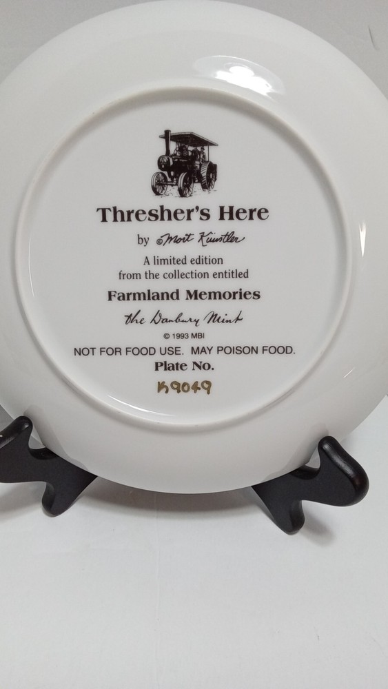 DANBURY MINT JOHN DEERE COLLECTOR PLATE--THERSHER'S HERE