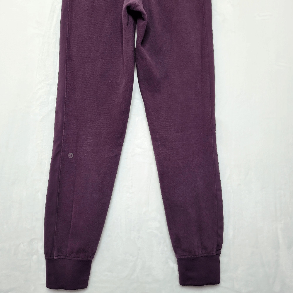 Lululemon Get Going Black Cherry Joggers Size 2