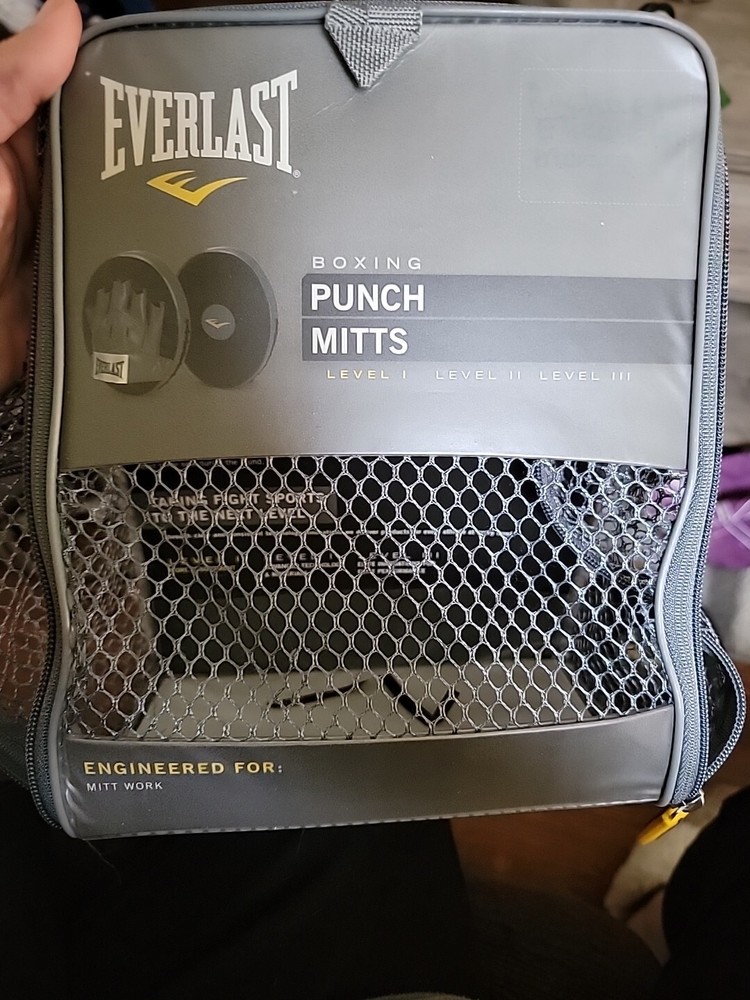 Everlast Boxing Punch Mitts