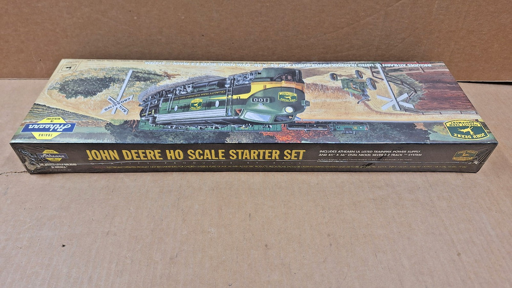 Athearn John Deere HO Scale Starter Train Set 1998 - Sealed