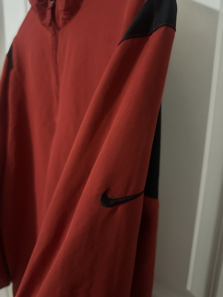 Nike Men’s Red Golf Lightweight Jacket Large
