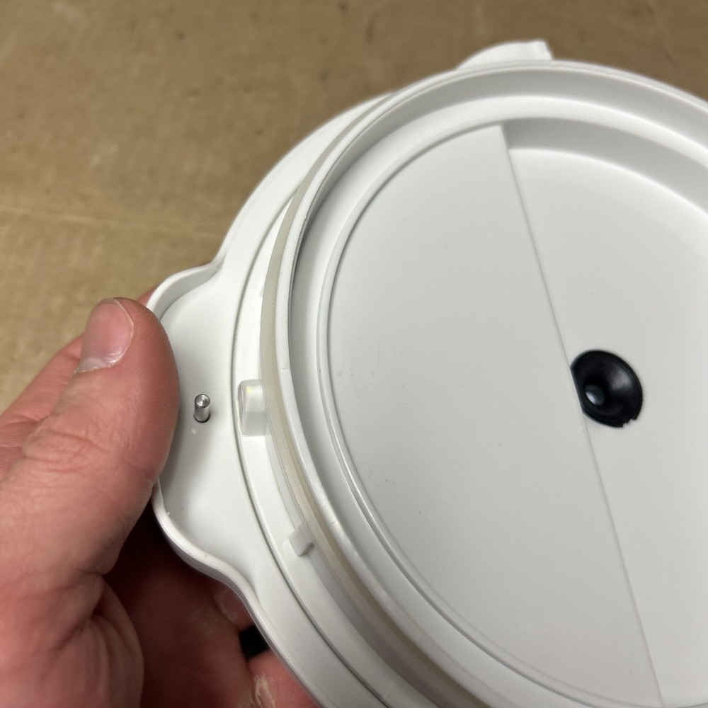 Ninja Food Processor Bowl Lid Replacement Part – White with Lock & Release