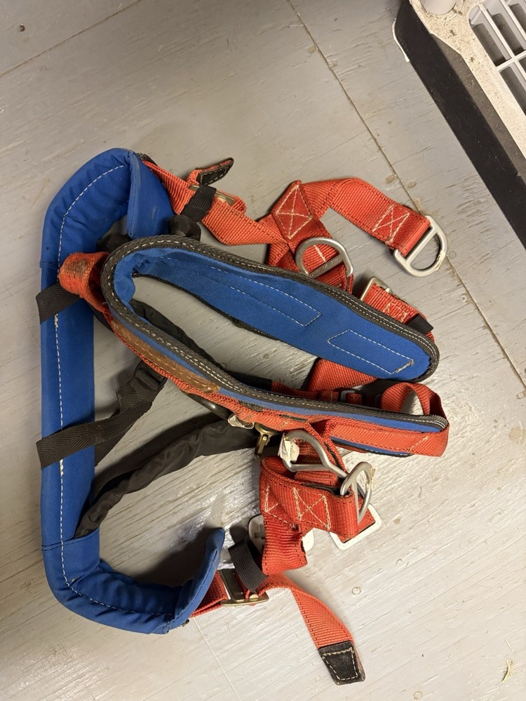 Buckingham saddle 1391-L ARBORIST tree climber