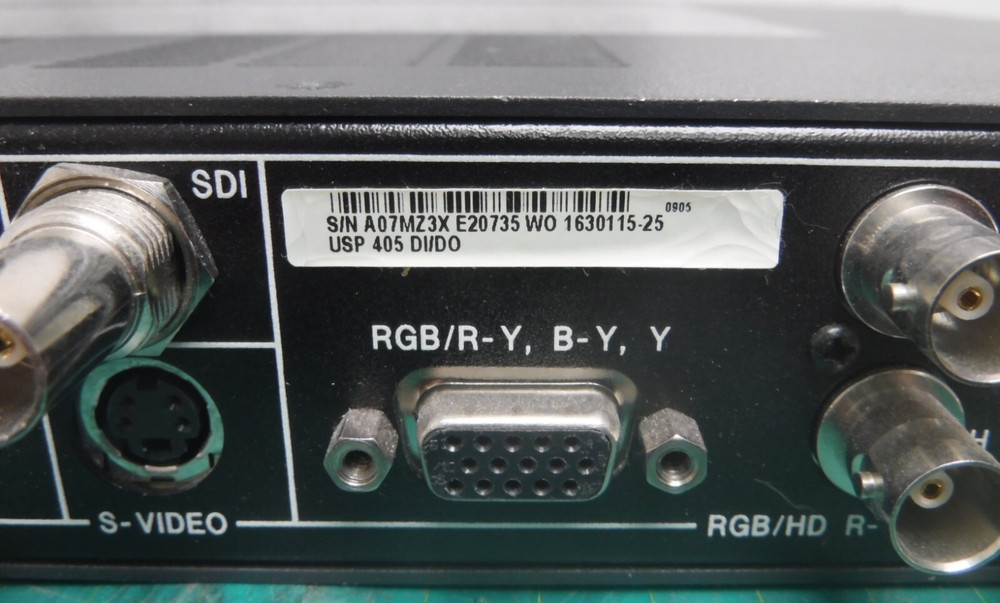 Extron USP 405 Universal Signal Processor w/ Mounts